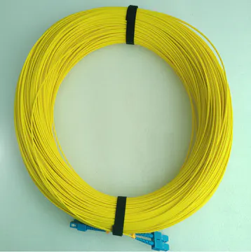 Fotografía de referencia: cable dúplex SC/UPC suministrado en rollo, sin carrete.