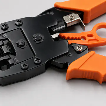 Pinza ponchadora modular 3 en 1 KG-NT-CT-RJ45-Y100 — detalle del mecanismo y construcción