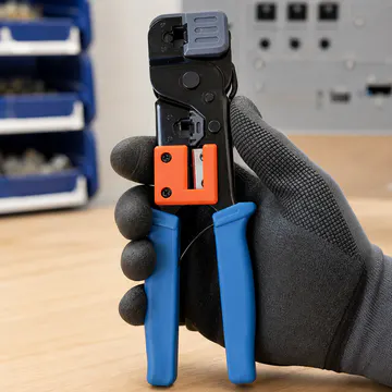 Herramienta especializada para terminación de plugs modulares KG-NT-FT-TOOL100 — ergonomía y control durante el uso